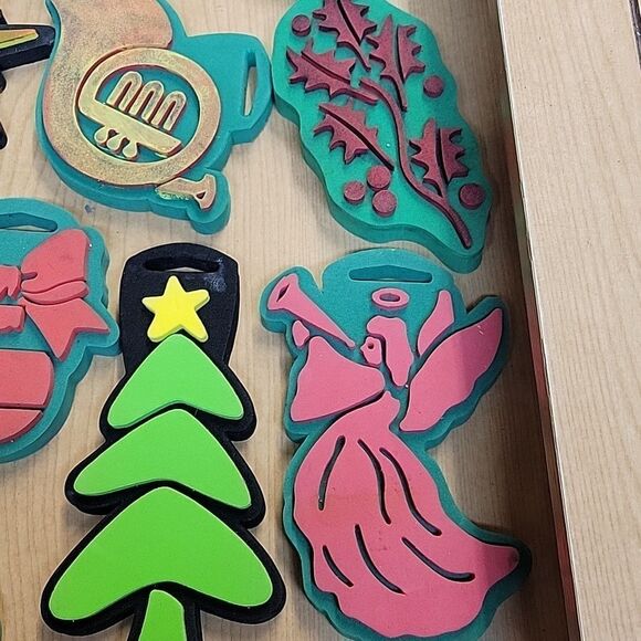 Lot of 17 Christmas Chunky Foam Stamps - Picture 3 of 8